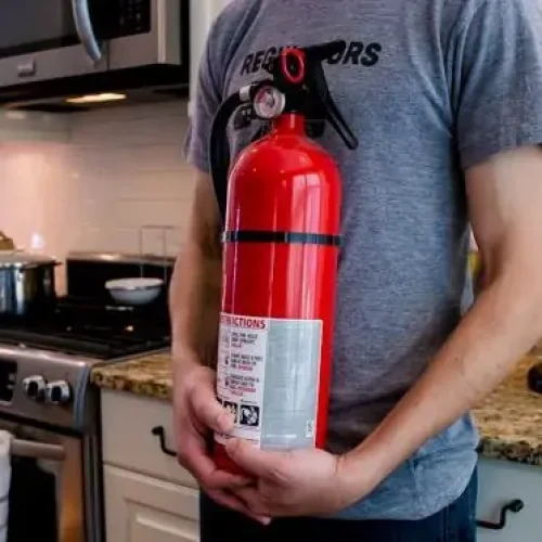 Kitchen-Fire-Safety-Tips-534x373